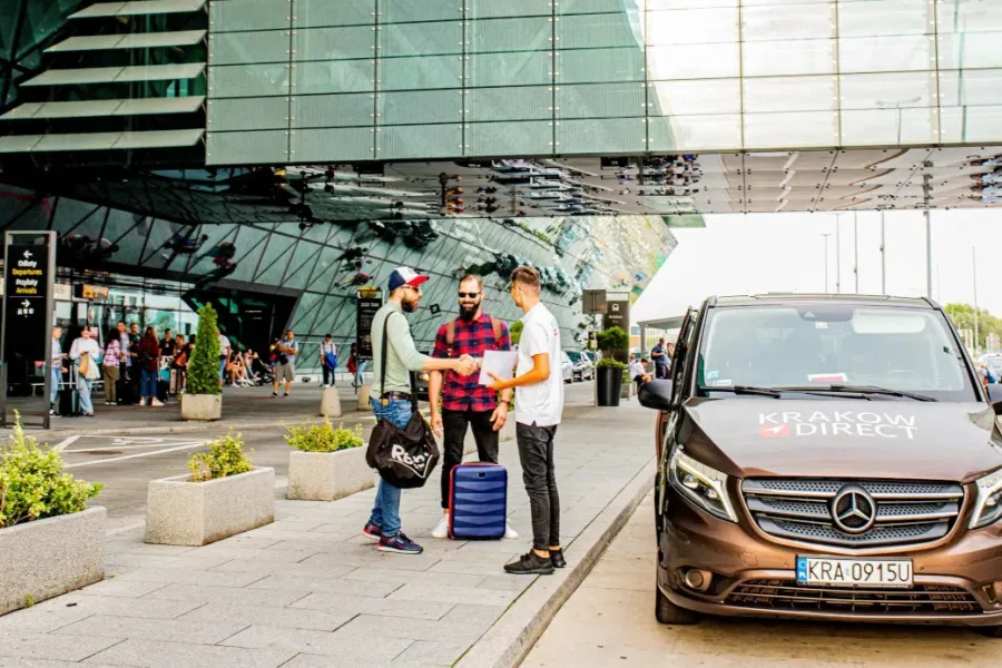 Private Transfer From Izmır Airport to Izmir City Hotels