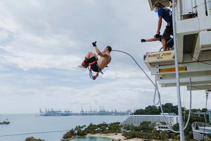 AJ Hackett Sentosa – (Bungy Jump – For Tourist)