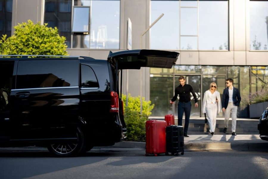 Private Airport Round – Trip Transfer: Baku Airport to Baku City